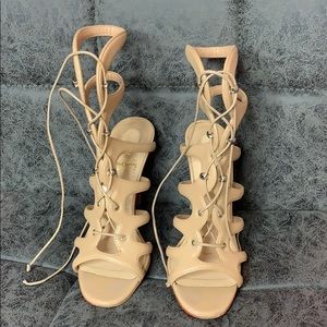 Nude Christian Louboutin